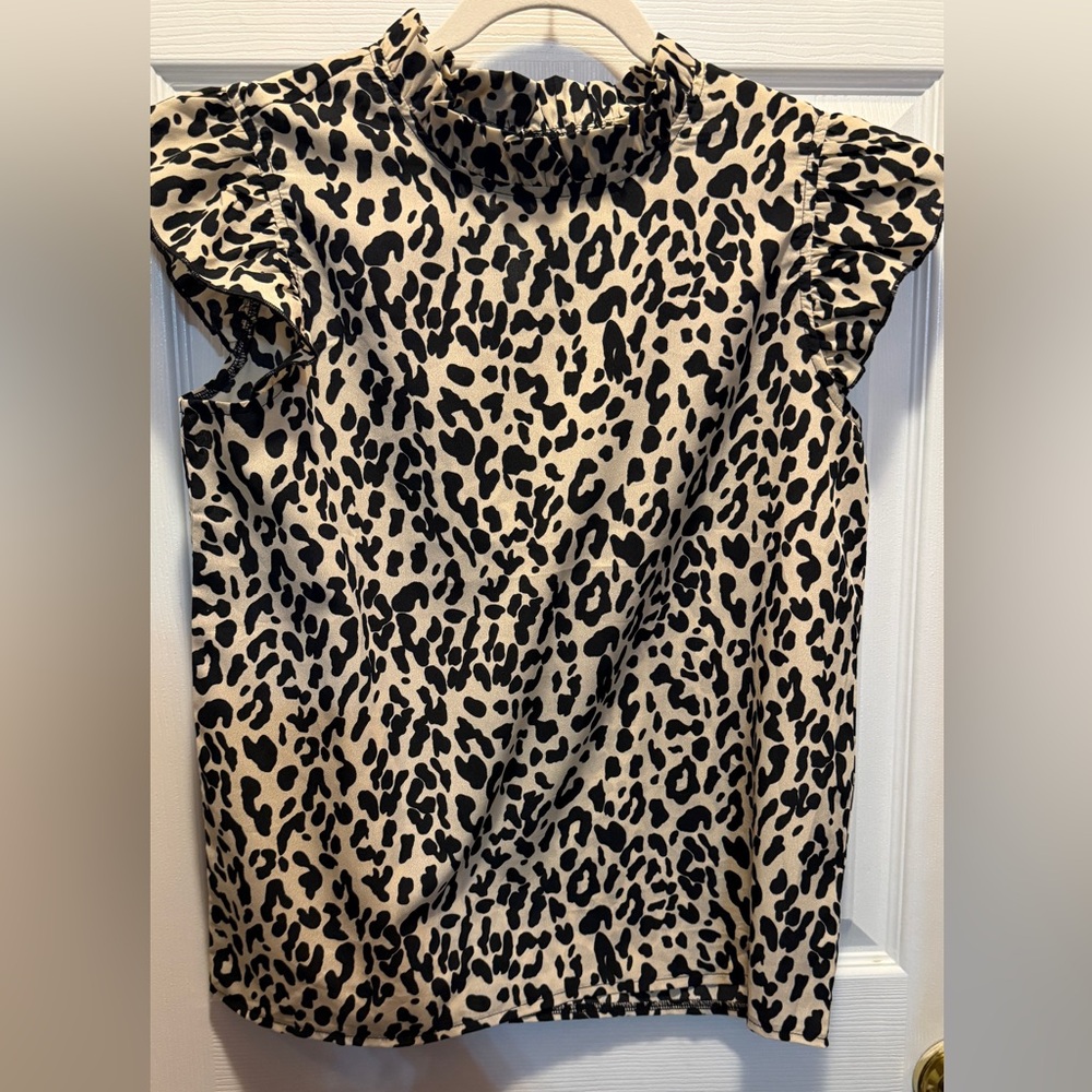 Leopard Print Ruffle Cap Sleeve Top - Black & Cream